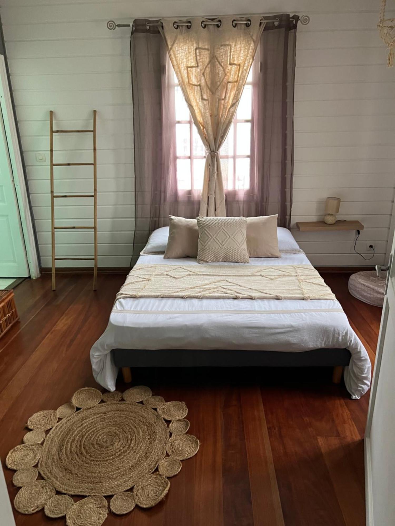 Le Calbanon Cilaos Guest House Екстериор снимка